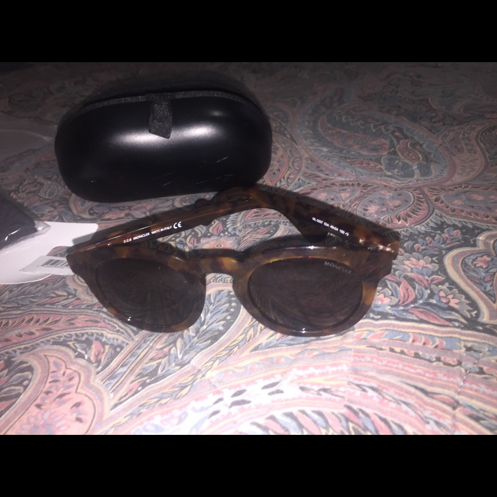 Moncler tortoise sunglasses